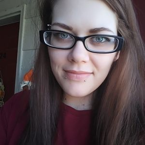 Meet your Posher, Kara